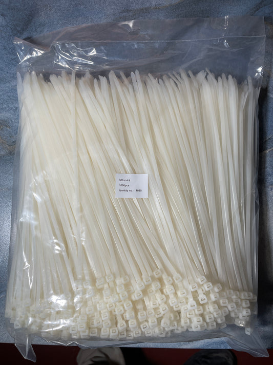 Paquets de 1000 rilsans 300*4.8mm